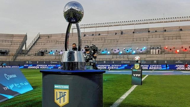 Copa de la Liga Profesional: Unión y Colón debutan con los grandes