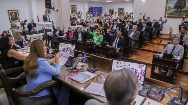 La Legislatura de La Rioja aprobó la emisión de los bonos