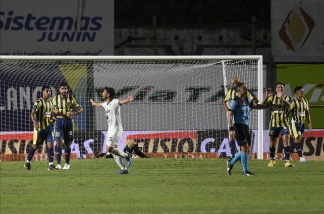 Sarmiento terminó exponiendo las limitaciones de la retaguardia canalla. Central tiene tarea por resolver.