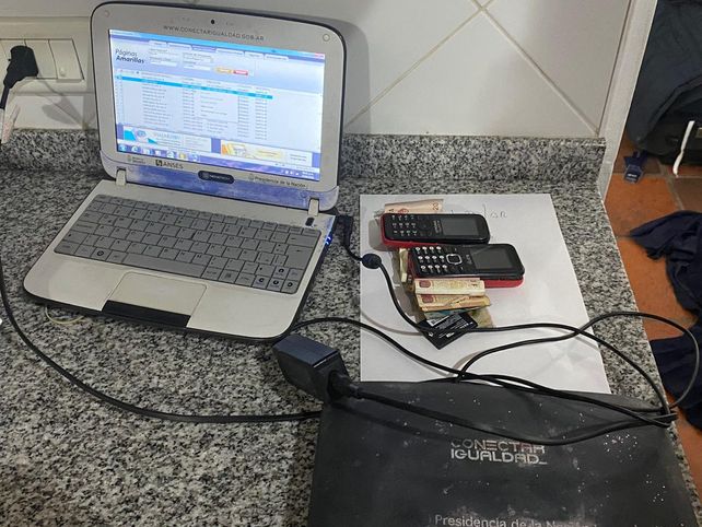 Ocho detenidos en Roldán por estafas telefónicas