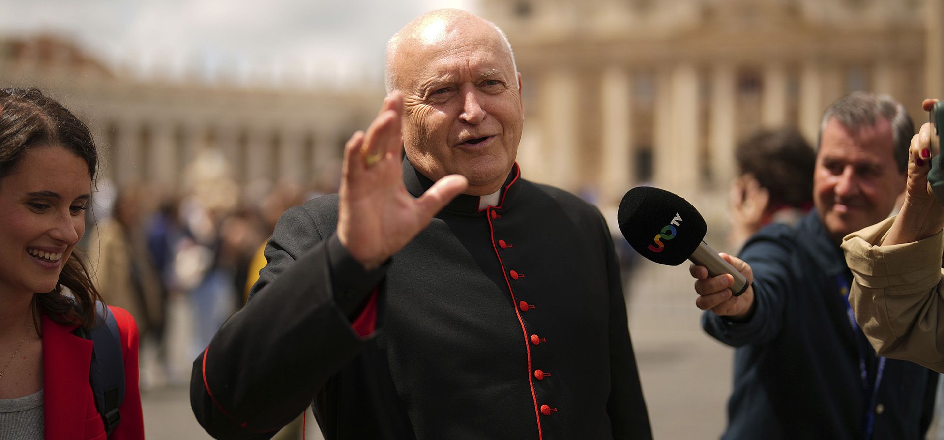El cardenal Ladislav Nemet habla con la prensa el lunes 5 de mayo de 2025, tras asistir a la Congregación General de Cardenales en el Aula Nueva del Sínodo, donde se preparan para el cónclave que comenzará el 7 de mayo para elegir al 267.º pontífice romano. (Foto AP/Francisco Seco) El cardenal Ladislav Nemet habla con la prensa el lunes 5 de mayo de 2025, tras asistir a la Congregación General de Cardenales en el Aula Nueva del Sínodo, donde se preparan para el cónclave que comenzará el 7 de mayo para elegir al 267.º pontífice romano. (Foto AP/Francisco Seco)