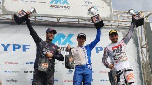 El rosarino Villacreces y la costumbre de subirse al podio.&nbsp;