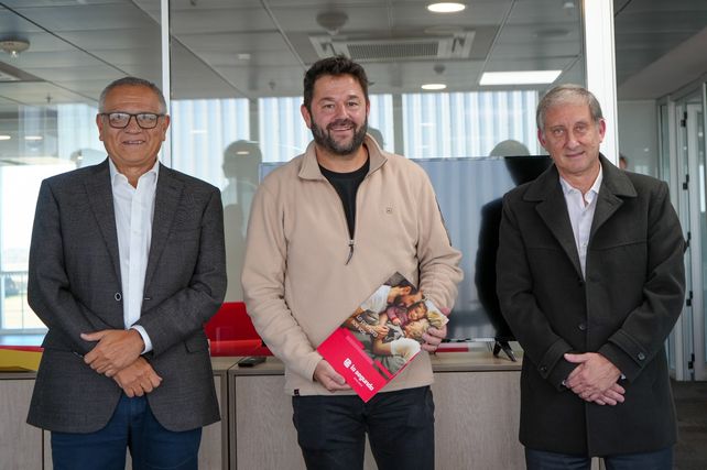 Mario Teruya, director comercial de La Segunda Seguros, Fernando Lourido, socio gerente de Urban Investment, Mario Castellini, gerente general de La Segunda Seguros.