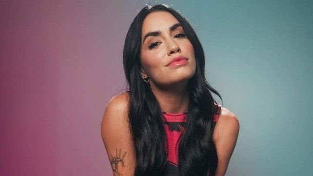 El saludo de Lali Espósito al público paranaense antes de su show.