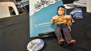 La Bicicleta embarrada será presentado este jueves en la Feria del Libro de Santa Fe.&nbsp;