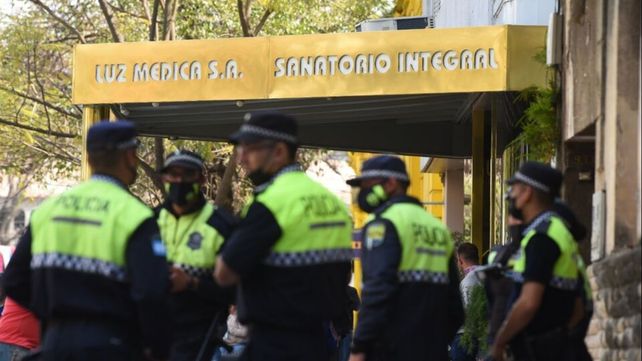El brote de neumonía bilateral de origen desconocido se originó en el Sanatorio Luz Médica de San Miguel de Tucumán.&nbsp; 