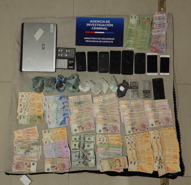 Parte de los secuestrado en los allanamientos de esta&nbsp; mañana.