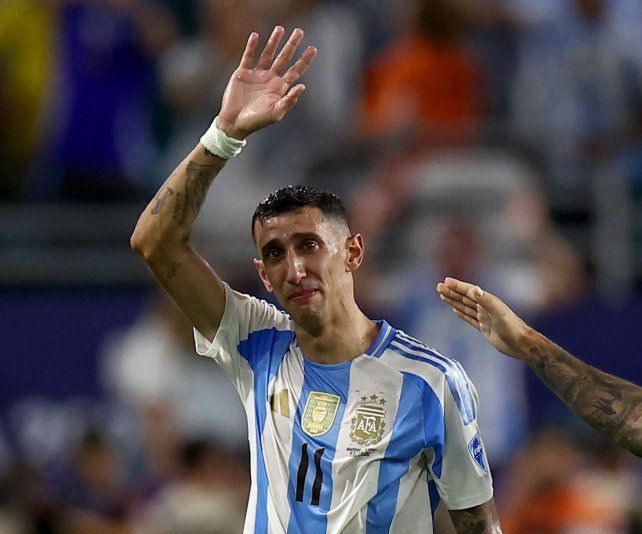 Di María se retiró con otra copa: Estaba escrito, yo soñé todo esto