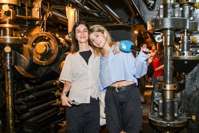 Evangelina Valero y Berenice Guitard