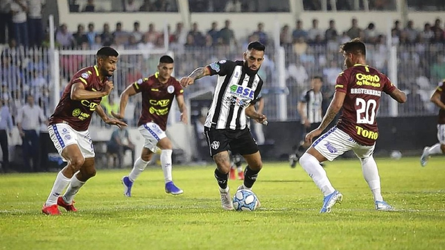 Central Córdoba y Godoy Cruz juegan por la Zona Complementación