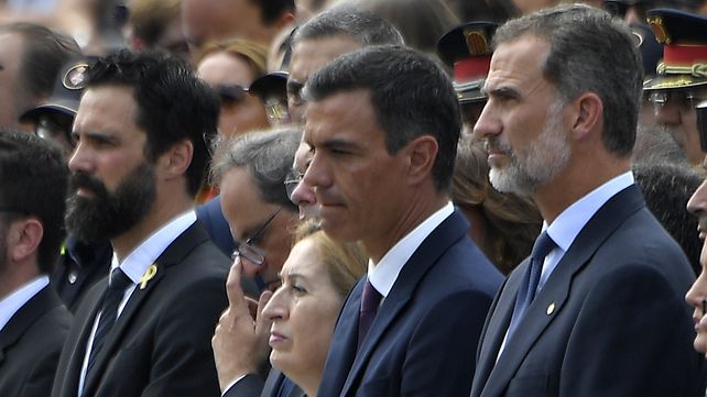 Homenajes a las víctimas en el aniversario de los atentados en Barcelona