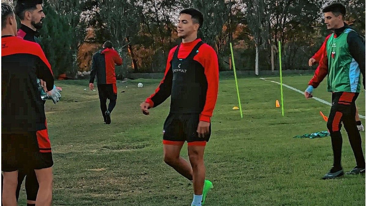 Colón, manos a la obra para un duelo clave ante Aldosivi