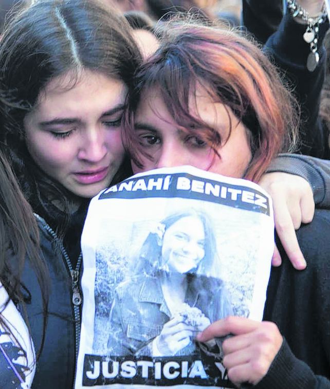 Reclaman por la joven Anahí Benítez.