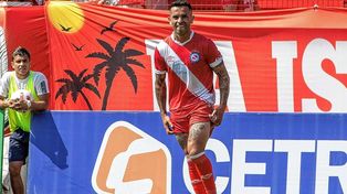 Unión espera por saber si Argentinos comprará a Carabajal