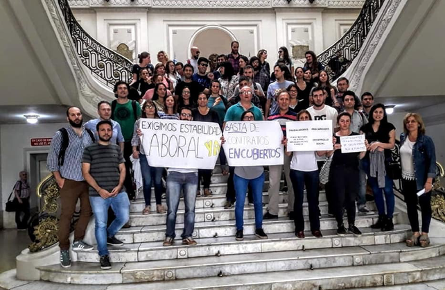 El martes protestaron en Casa de Gobierno.