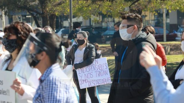 Imágenes de la movilización de trabajadores de Sanidad en Paraná y Concordia