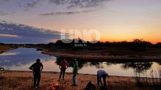 Villa California: una laguna artificial donde crece el descontrol