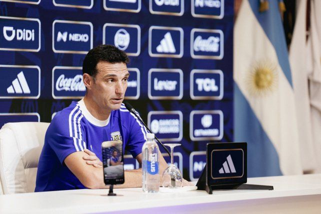 Scaloni realizó un conferencia de prensa en el predio de Ezeiza.