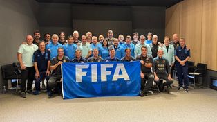 Gustavo Lechner en AFA. Los instructores y exárbitros se juntaron para los cursos que dio la FIFA en el predio de la Asociación del Fútbol Argentino. El rosarino resaltó el encuentro.&nbsp;