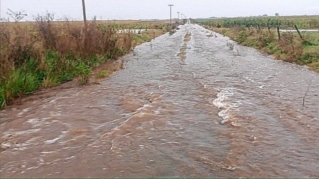 La lluvia generó severos anegamientos en el departamento Nogoyá y otras zonas.jpg