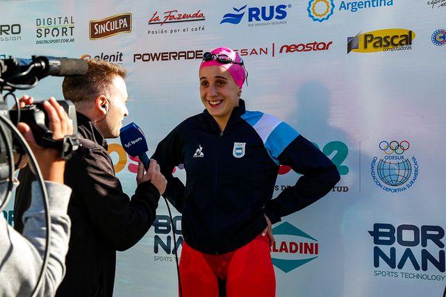 La alegría de Chiara Medun tras ganar la medalla.