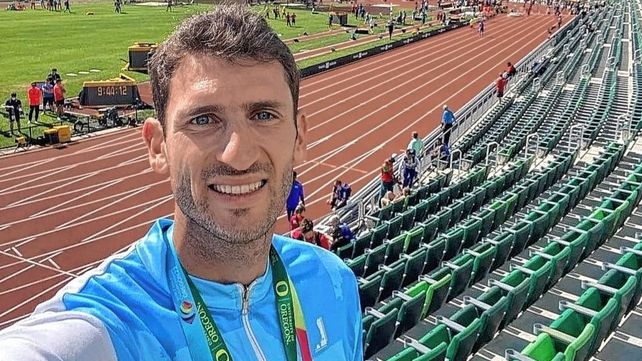Germán Chiaraviglio hizo una marca de 5.30 en la clasificación y quedó eliminado en Oregón.
