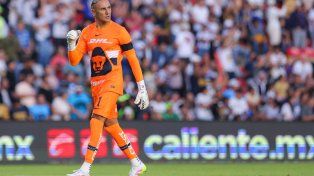 Tras su salida de Newells, Keylor Navas tuvo su bautismo en Pumas de México.