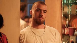 Agus Cluod, &nbsp;famoso por su labor en la serie Euphoria, murió luego de consumir fentanilo, cocaína y metanfetamina.&nbsp; 