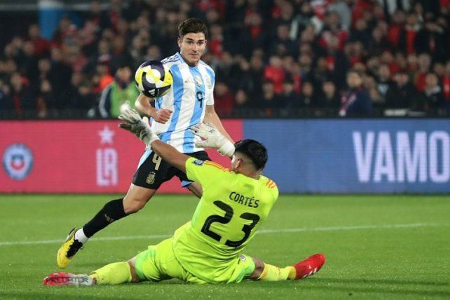 Argentina le ganó a Chile con lo justo y con sufrimiento sobre el final
