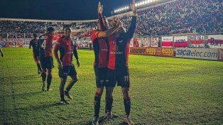 Colón es el equipo que más puntos obtuvo y el que mejor diferencia de gol obtuvo en las 13 fechas.