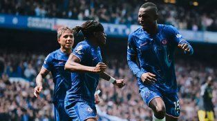 Chelsea le ganó un partido clave a Everton y se acomodó mejor en la Premier League