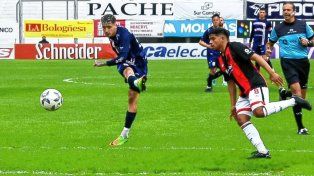 Deportivo Morón quedó cómo único escolta de Almirante Brown.