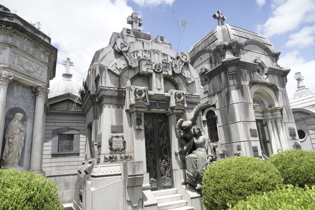 El cementerio El Salvador alberga mausoleos