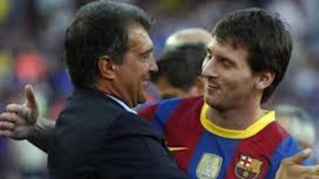Laporta confesó sentirse “muy tranquilo de poder hablar con Messi” para negociar su permanencia en el club.