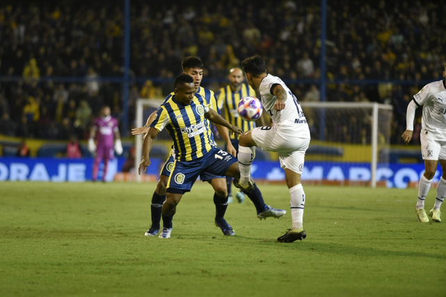 Central le ganó a Independiente en un partido vibrante y sigue con su buena racha de local