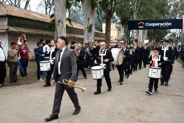 La Banda Municipal Cayetano Silva realizó una presentación estelar en el marco de la celebración de sus 65 años de trayectoria.&nbsp;