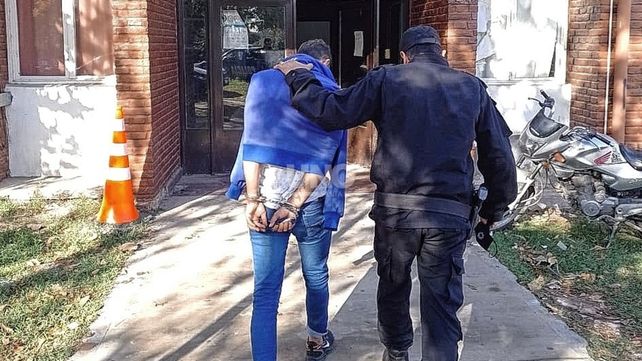 En los allanamientos lograron detener a tres tiratiros autores de abusos de armas