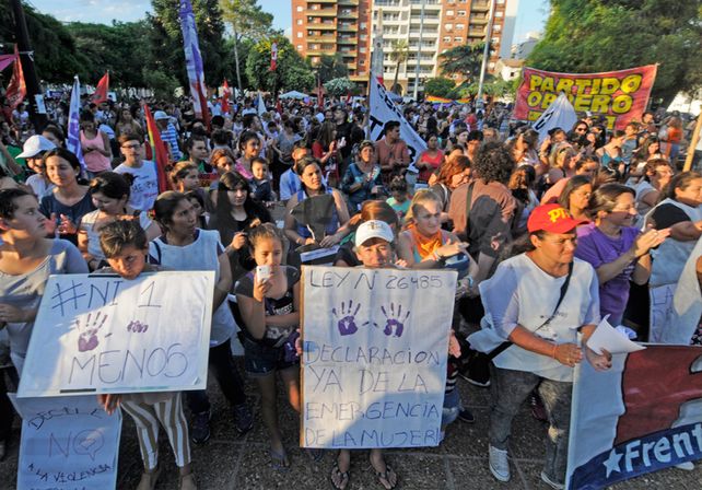 Colmada. La plaza 25 de Mayo fue otra vez el lugar donde se desarrollan los acontecimientos más importantes de la ciudad. UNO de Santa Fe/Manuel Testi