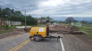 Hasta que no drene toda el agua no podrán reparar la ruta 11 en Sauce Viejo