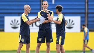 Leandro Somoza dio un paso al costado y dejó de ser el DT de Rosario Central.