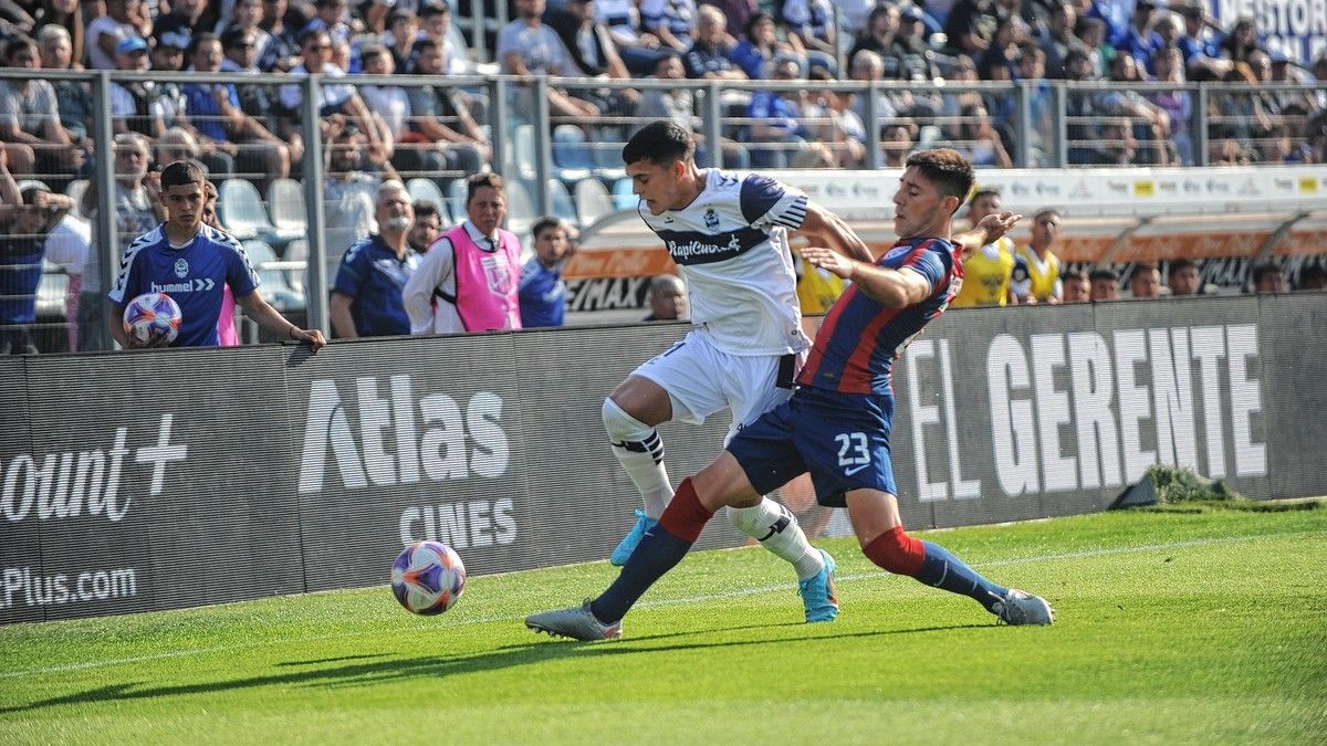 Gimnasia perdió con San Lorenzo y quedó muy relegado