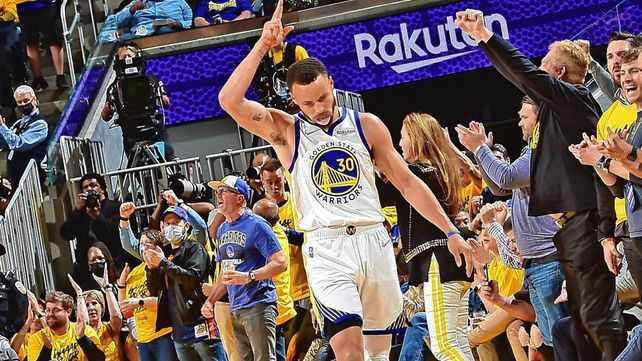 Con una gran actuación de Stephen Curry
