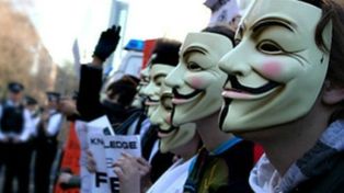 Facebook se prepara para resistir el ciberataque de los hackers del grupo Anonymous