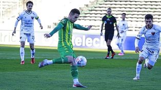 Aldosivi y una victoria ante el campeón.