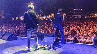 Con el cierre de Turf y Catupecu Machu la primera noche de la Fiesta Nacional de la Playa fue todo un éxito, en Concepción del Uruguay.