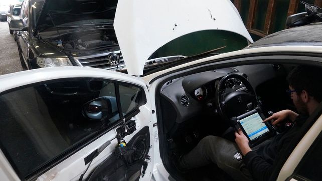 Los componentes electrónicos son los que más dificultades tienen.