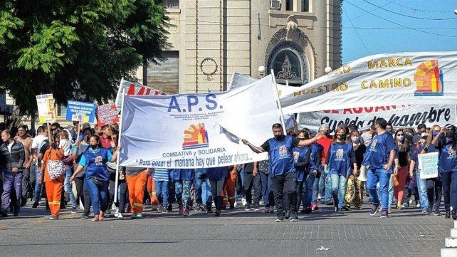 La Asociación de Personal Superior (APS) publicó un comunicado en sus redes sociales para expresar su disconformidad con el acuerdo paritario y denunciaron que