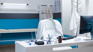 Sanatorios denuncian dificultades para cobrar prestaciones