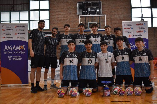 Sonder se coronó en varones en el torneo provincial de vóley.