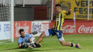 Alejo Veliz pegó el salto de reserva a primera y hoy busca asentarse en el equipo de Somoza